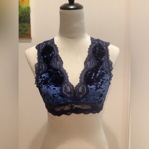 Victoria Secret Dream Angels Blue Lace Bralette Size S, NWOT